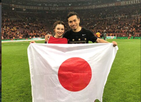 長友佑都さんと平愛梨さん：インスタから