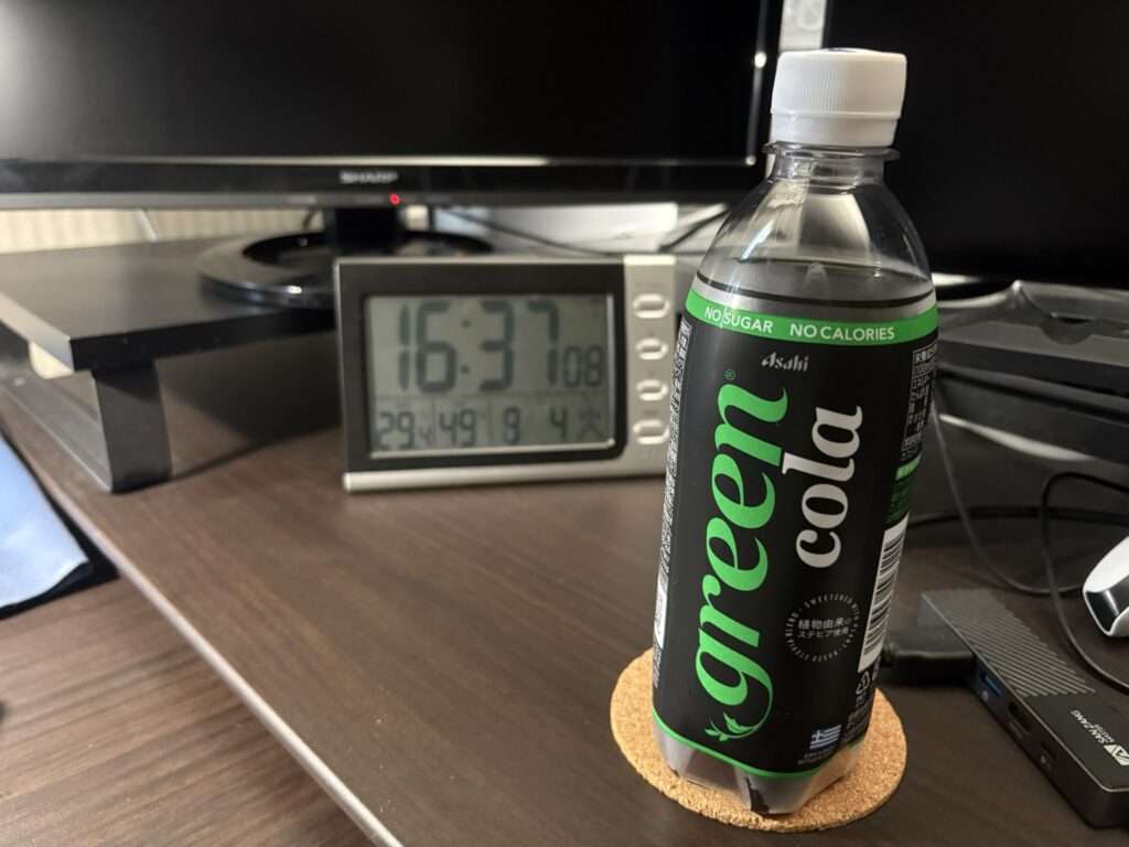 実際に買って飲んだアサヒ飲料「green cola」の画像