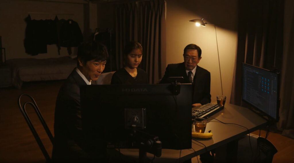 乃木と佐野が太田梨歩（ブルーウォーカー）のマンションを訪れ3人で話す場面
